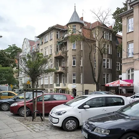 Pixelhome Kamienica Pisarzy